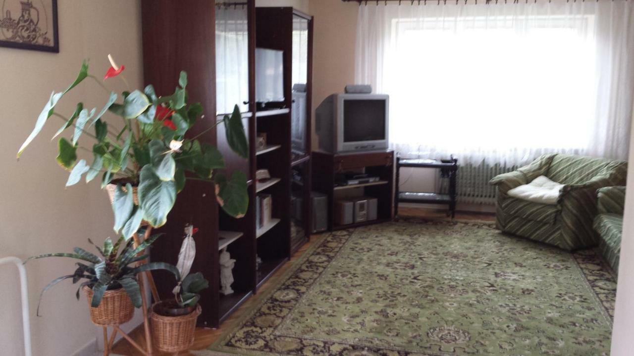 Barnabas Rusnak Ubytovanie V Sukromi Mucin 外观 照片